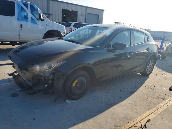 2014 MAZDA 3