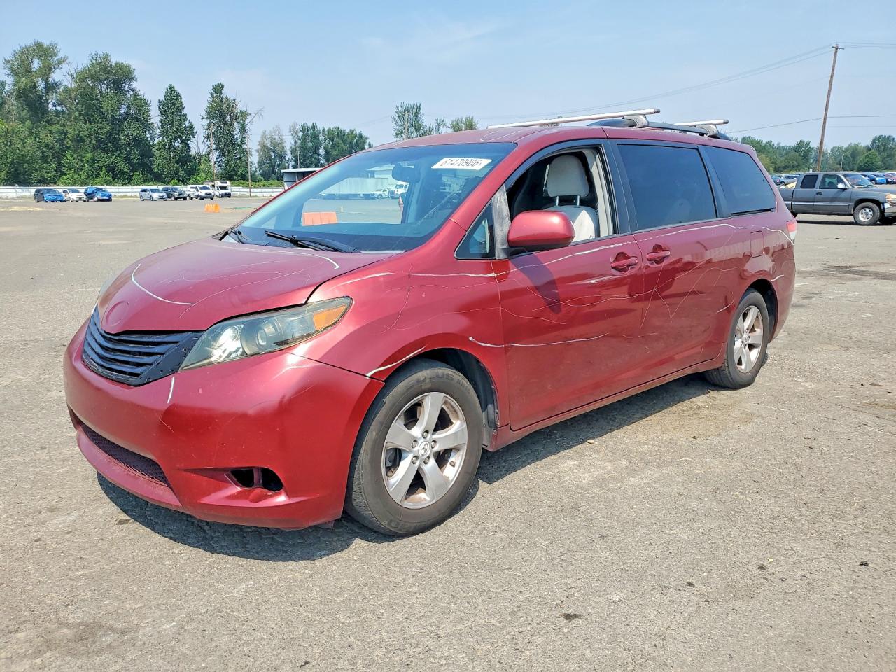 2012 TOYOTA SIENNA