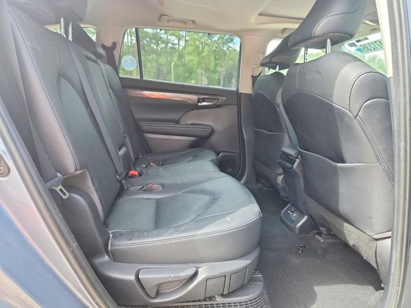 2020 TOYOTA HIGHLANDER Limited
