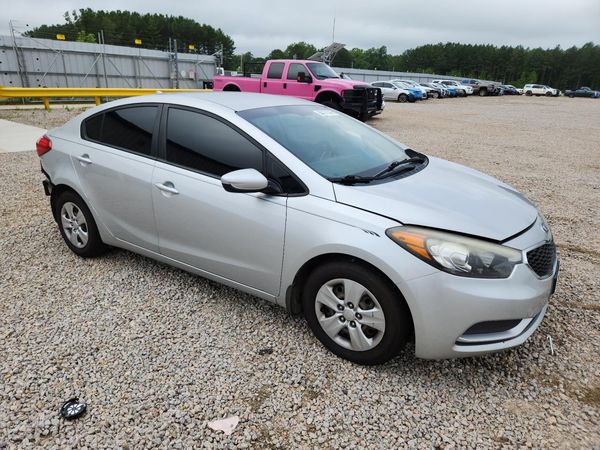 2016 KIA FORTE GL (Middle-Low Grade)