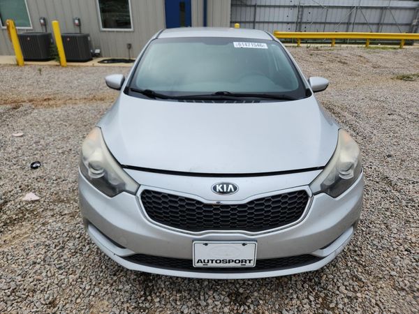 2016 KIA FORTE GL (Middle-Low Grade)