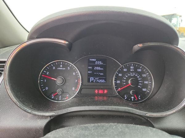 2016 KIA FORTE GL (Middle-Low Grade)