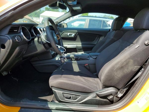 2022 FORD MUSTANG I4 Coupe