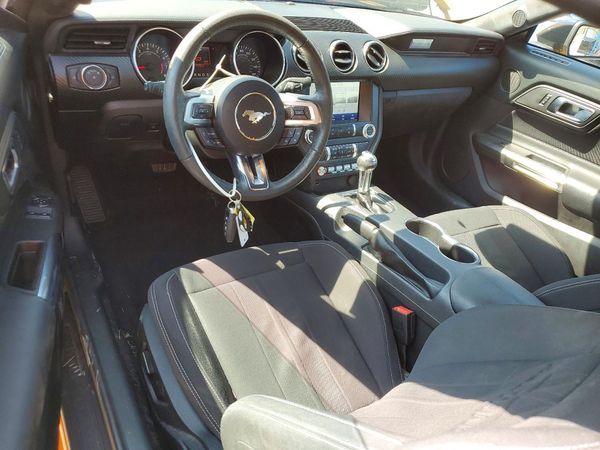 2022 FORD MUSTANG I4 Coupe