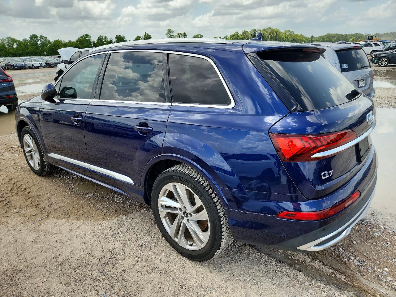 2021 AUDI Q7 quattro Premium Plus
