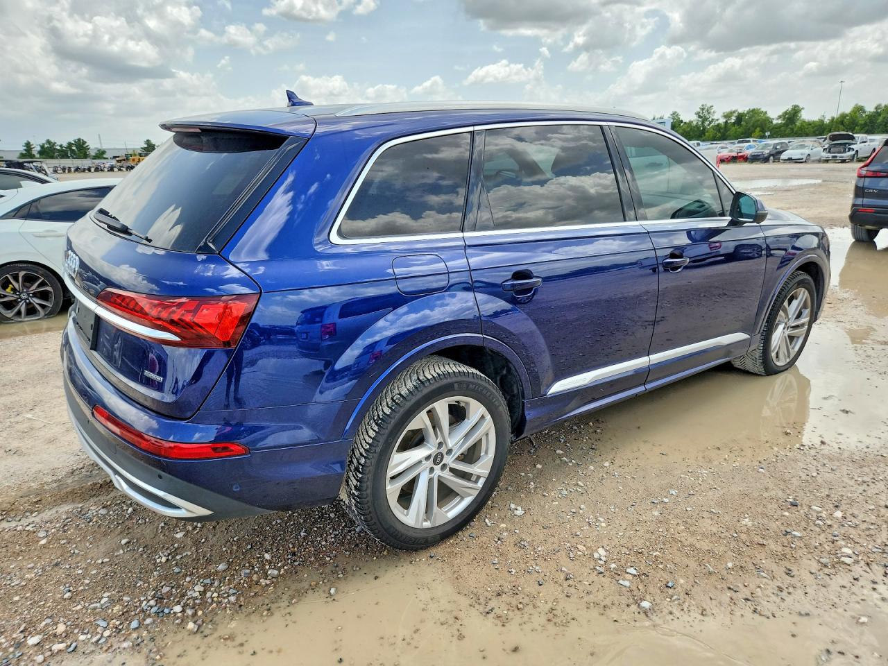 2021 AUDI Q7 quattro Premium Plus