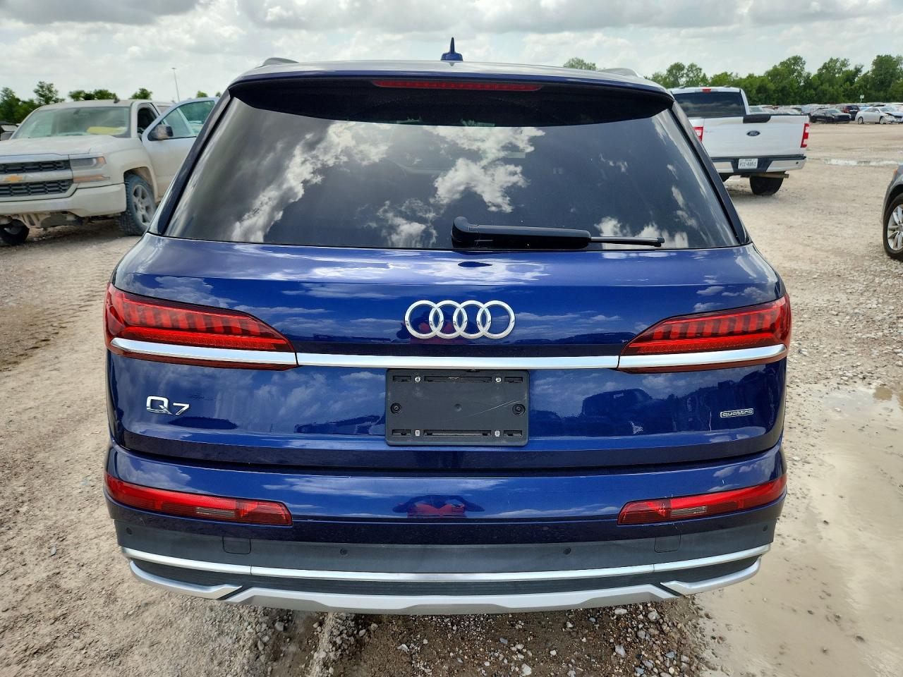 2021 AUDI Q7 quattro Premium Plus