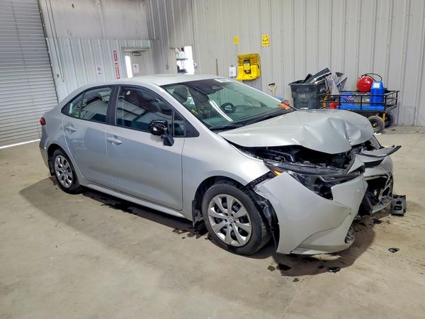 2025 TOYOTA COROLLA LE — Passenger 3/4