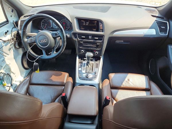 2017 AUDI Q5 quattro Premium Plus