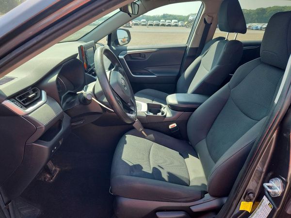 2020 TOYOTA RAV4 LE HV