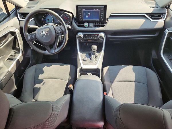 2020 TOYOTA RAV4 LE HV