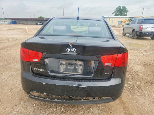 2013 KIA FORTE EX