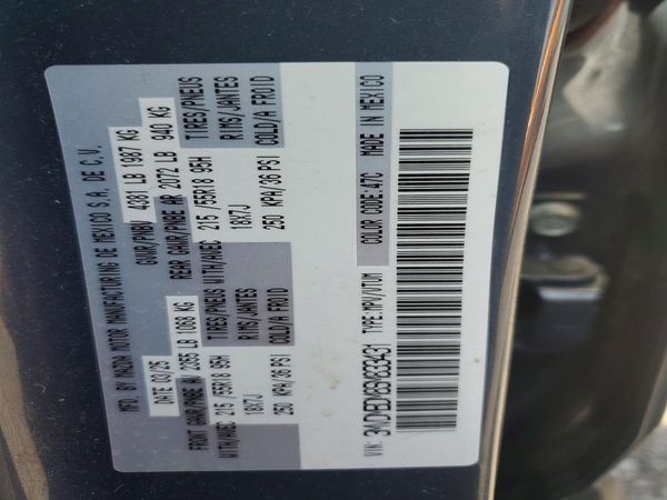 2025 MAZDA CX-30 Premium Package