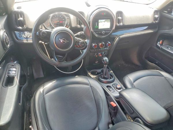 2019 MINI COOPER