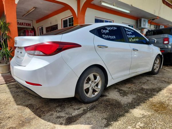 2016 HYUNDAI ELANTRA