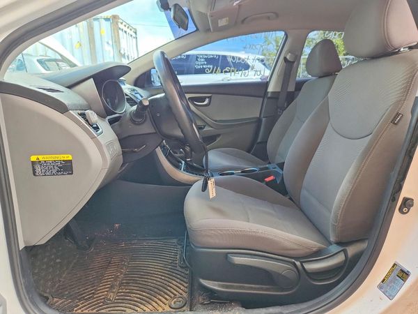 2016 HYUNDAI ELANTRA
