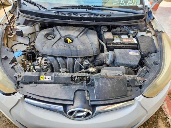2016 HYUNDAI ELANTRA