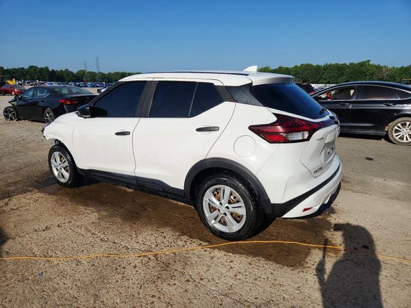 2022 NISSAN KICKS S