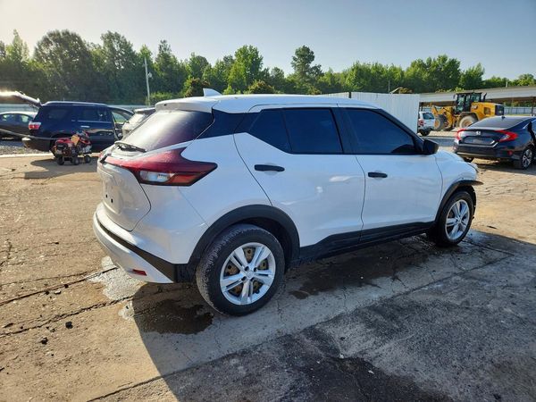 2022 NISSAN KICKS S