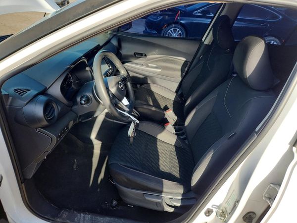 2022 NISSAN KICKS S