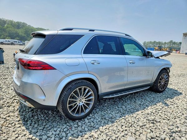 2026 MERCEDES-BENZ GLE