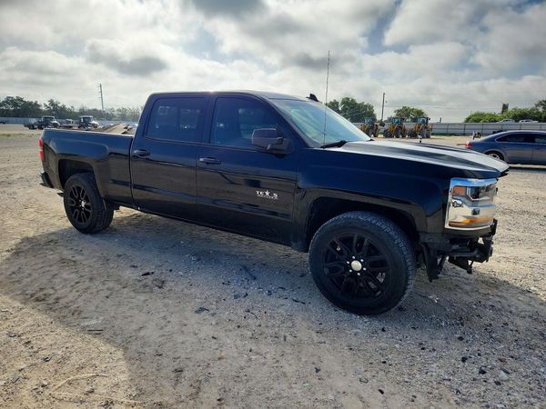 2017 CHEVROLET SILVERADO LT