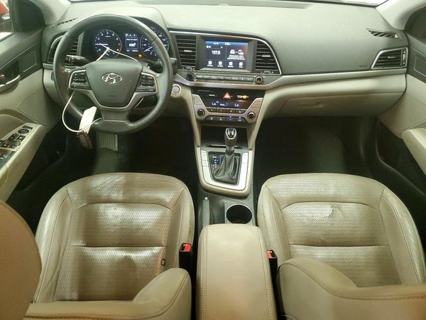 2017 HYUNDAI ELANTRA