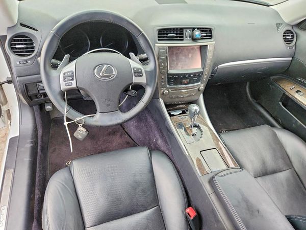2015 LEXUS IS 250C