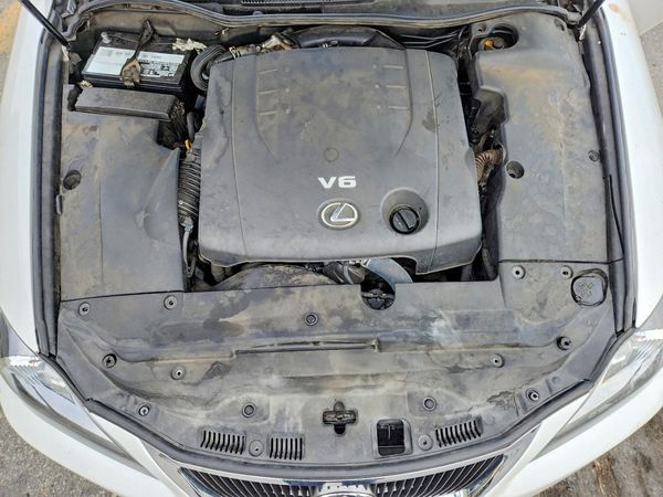 2015 LEXUS IS 250C