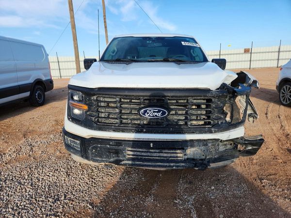 2024 FORD F150