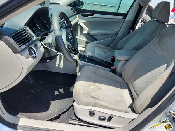 2018 VOLKSWAGEN PASSAT