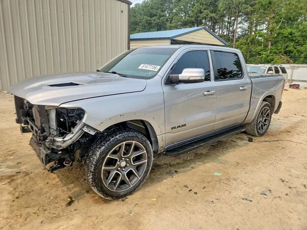 2019 RAM 1500 LARAMIE CREW CAB 4X4