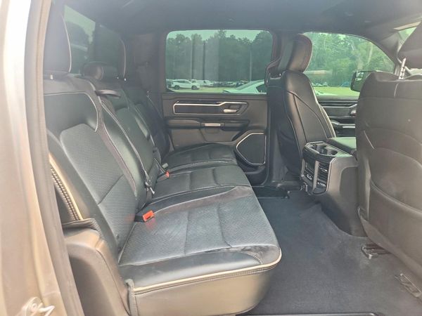 2019 RAM 1500 LARAMIE CREW CAB 4X4