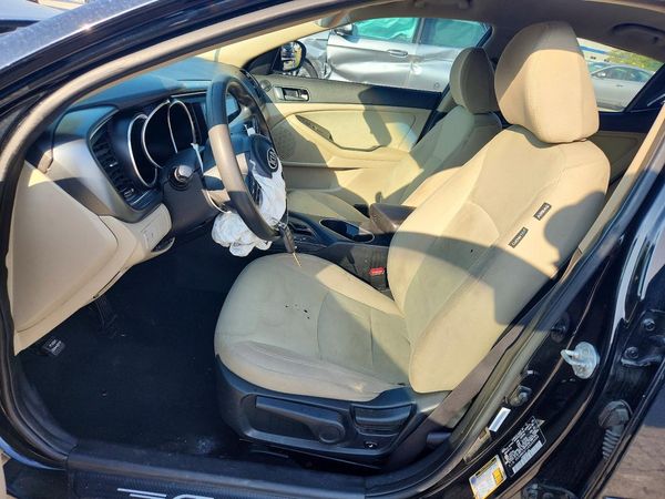 2014 KIA OPTIMA 2.4 LX STD/Conv