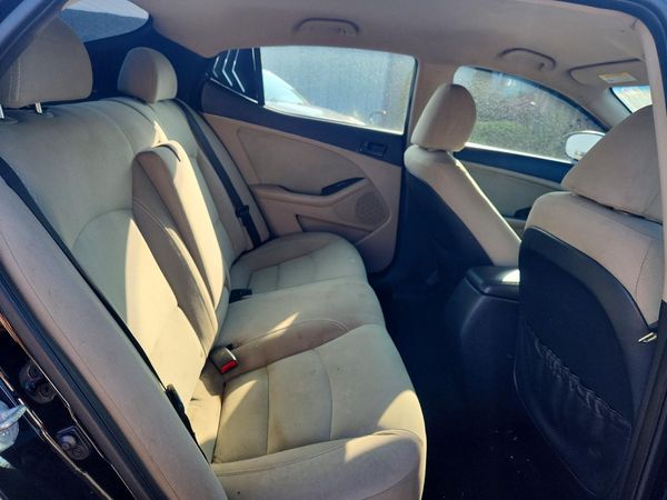 2014 KIA OPTIMA 2.4 LX STD/Conv