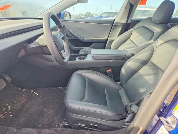 2025 TESLA MODEL 3 — DENT