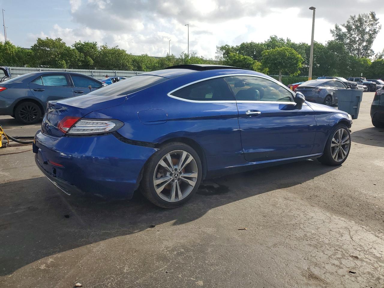 2017 MERCEDES-BENZ C C300-4M