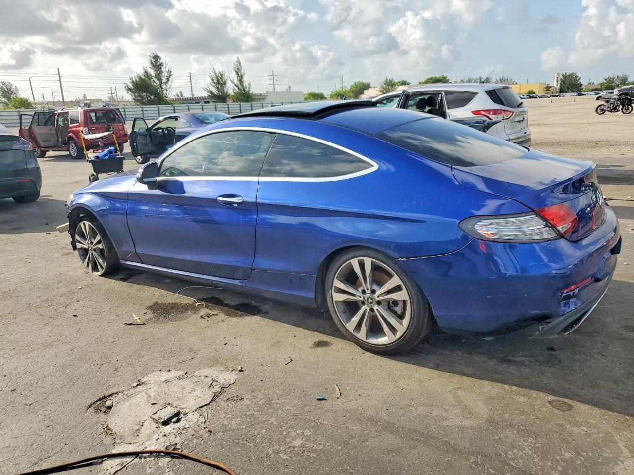 2017 MERCEDES-BENZ C C300-4M