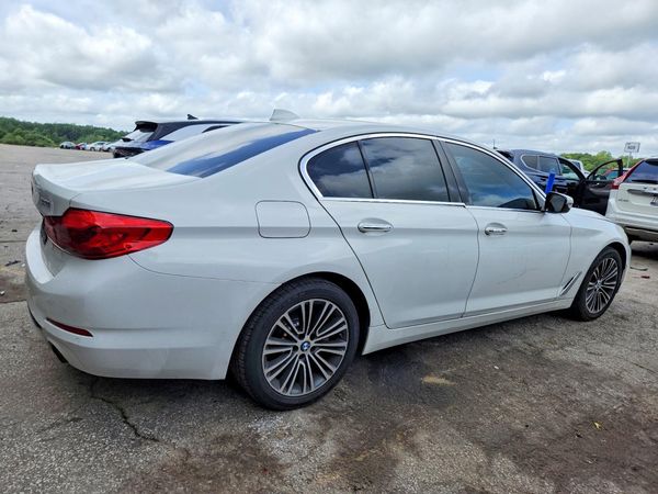 2018 BMW 530