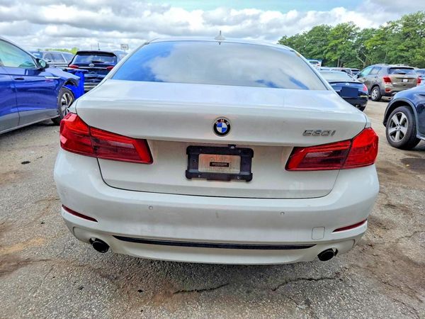 2018 BMW 530
