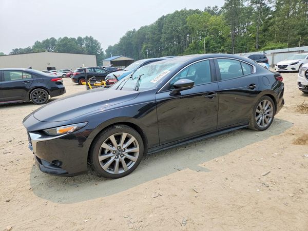 2022 MAZDA 3 Select Package