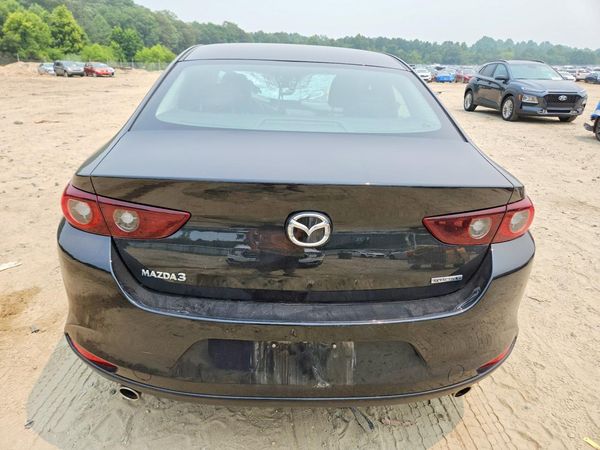 2022 MAZDA 3 Select Package