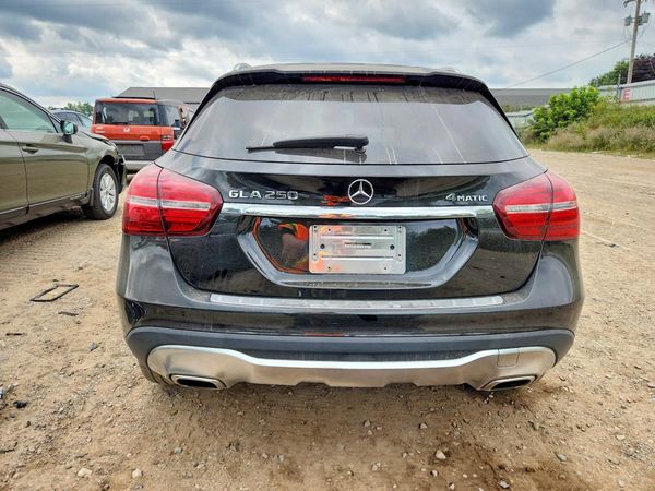 2020 MERCEDES-BENZ GLA GLA250-4M