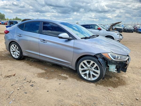 2017 HYUNDAI ELANTRA