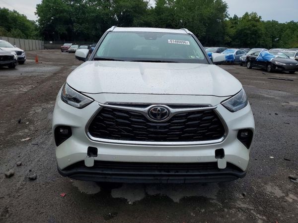 2026 TOYOTA HIGHLANDER