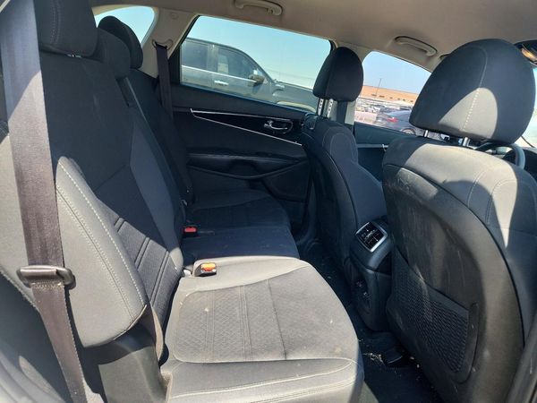 2020 KIA SORENTO L, LX, S