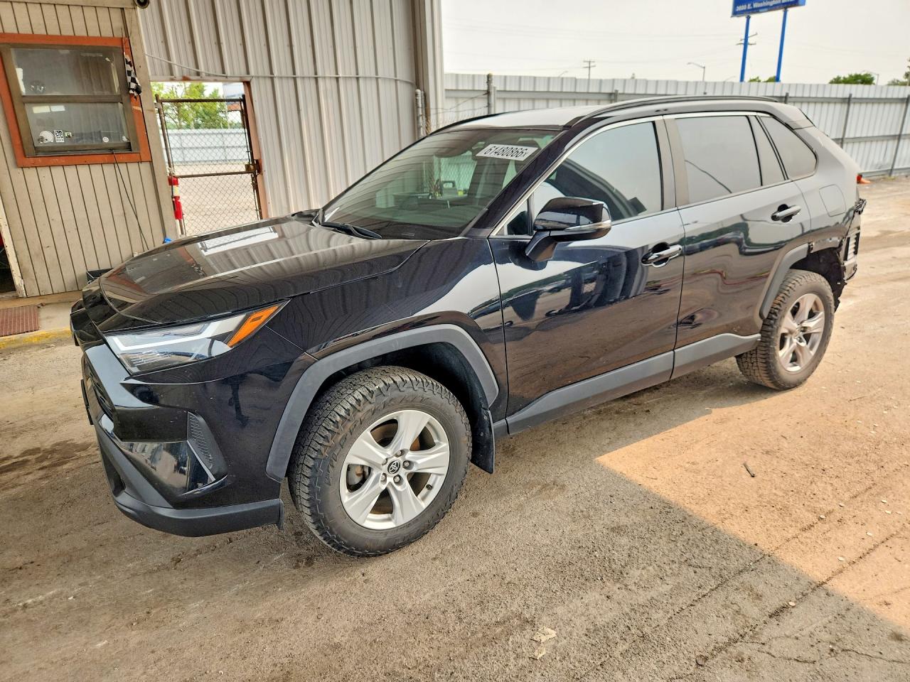 2023 TOYOTA RAV4 XLE