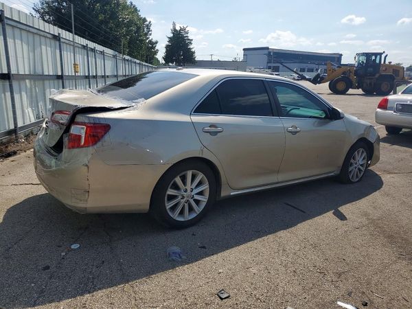 2013 TOYOTA CAMRY
