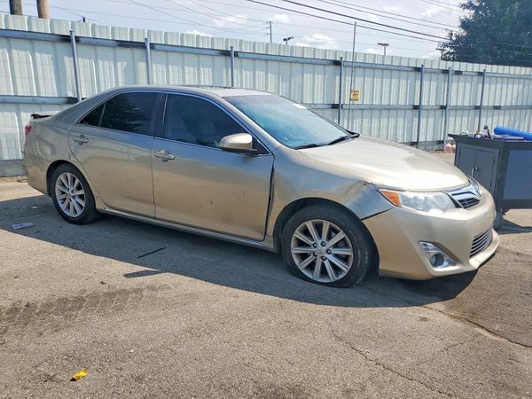 2013 TOYOTA CAMRY