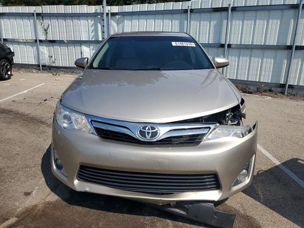 2013 TOYOTA CAMRY